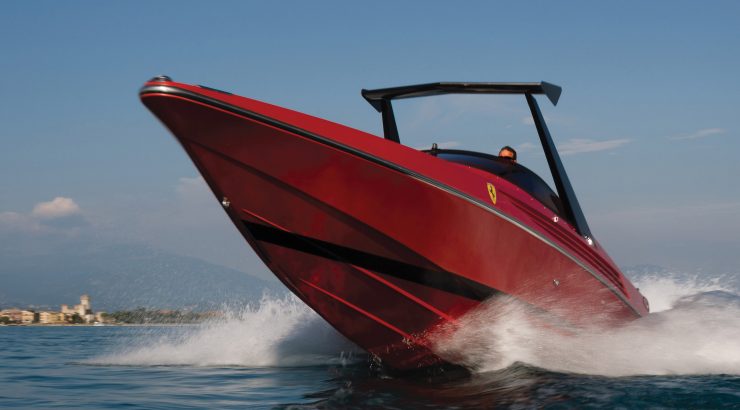 Riva Ferrari 32 6