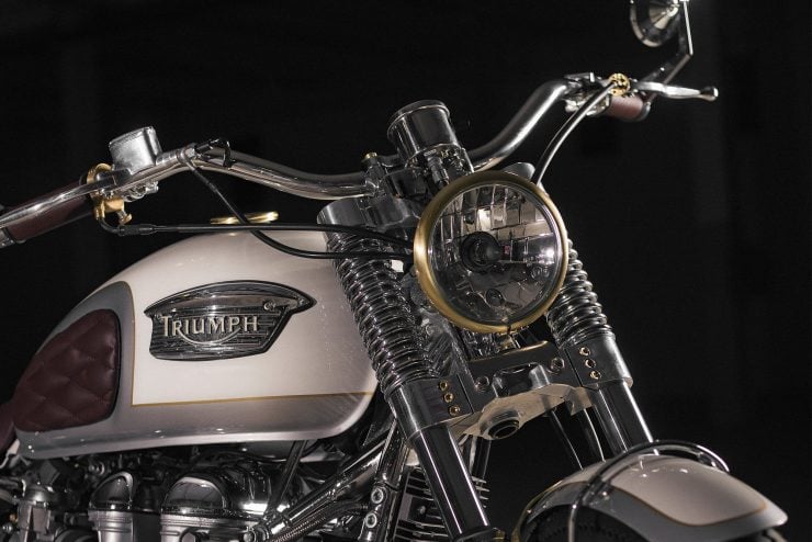 Custom Triumph Bonneville Front 2