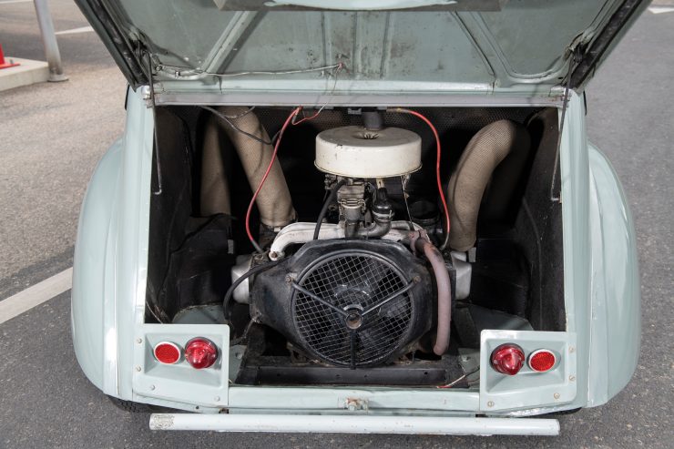 Motor traseiro Citroën 2CV 4 × 4 Sahara