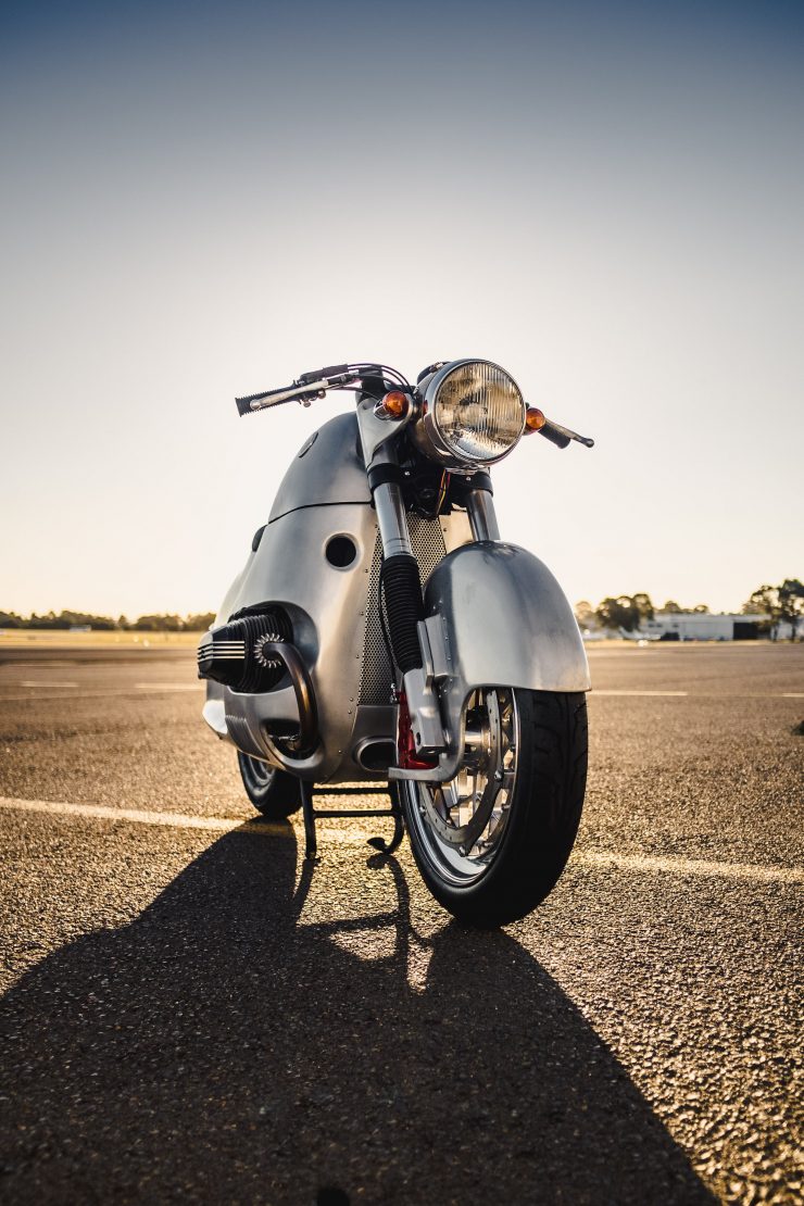 Custom BMW R100 RS Aero Motor Retro Front 2