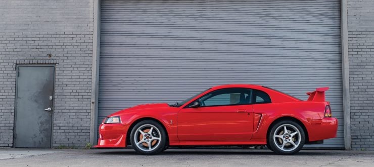 Ford SVT Mustang Cobra R Side