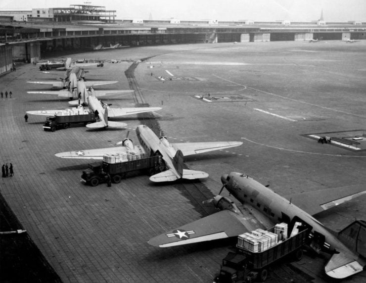 Berlin Airlift DC-3