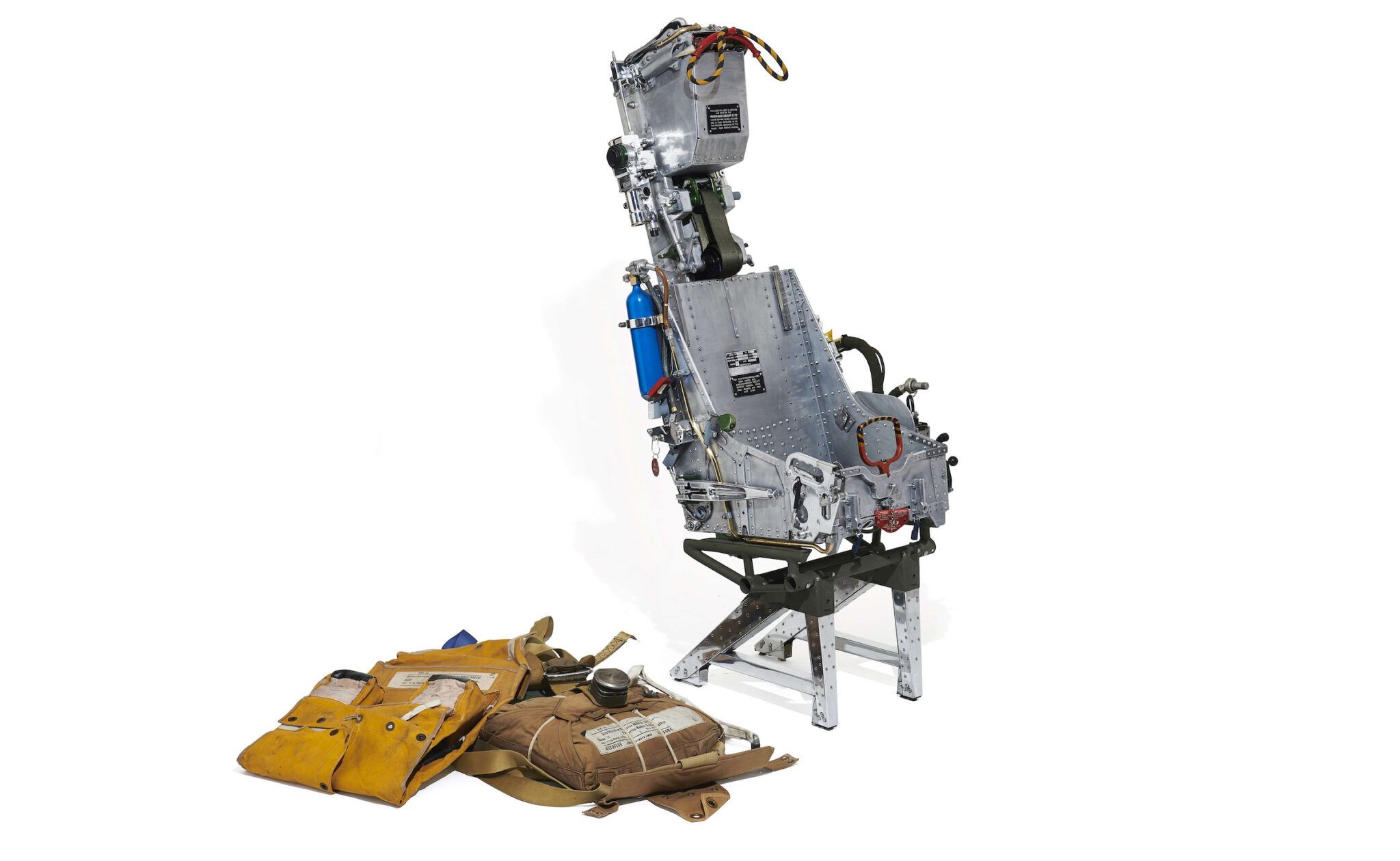 a-martin-baker-mk-5-ejection-seat-mk-gu5-buy-it-so-you-can-make-a-quick-exit-from-the-office