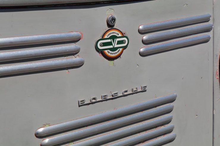 Tempo Mikafa Sport Camper Porsche Badge