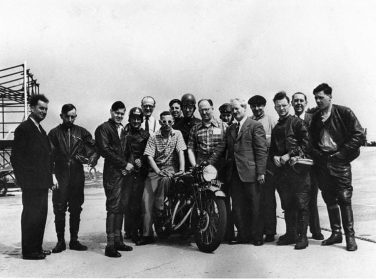 Montlhéry Ted Davis John Surtees Danny Thomas Cyril Julian, Phil Heath Denis Lashmar Gustave LeFevre Bill Petch Robin Sherry Johnny Hodgkin journalist Vic Willoughby Motor Cycle magazine