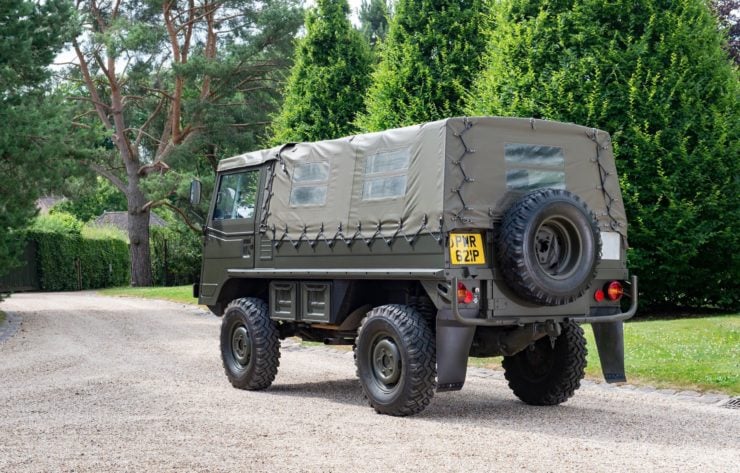 Steyr-Daimler-Puch Pinzgauer 4x4 Rear