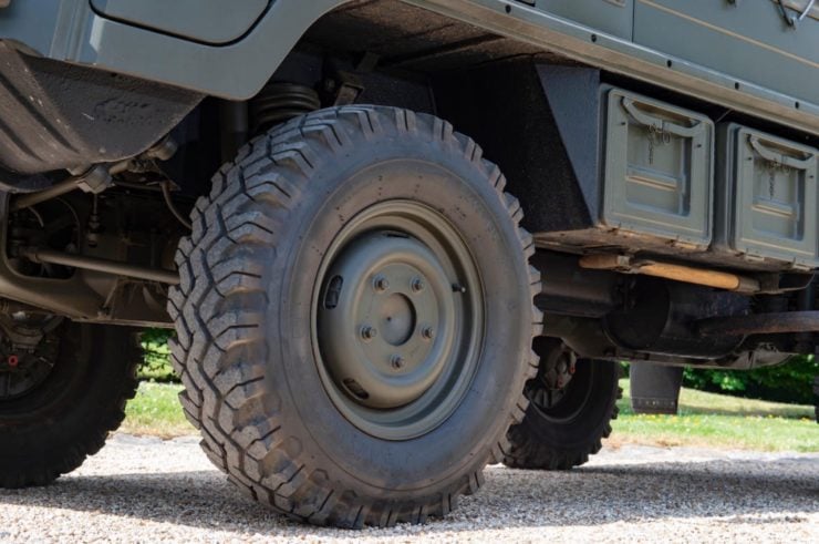 Steyr-Daimler-Puch Pinzgauer 4x4 Wheels