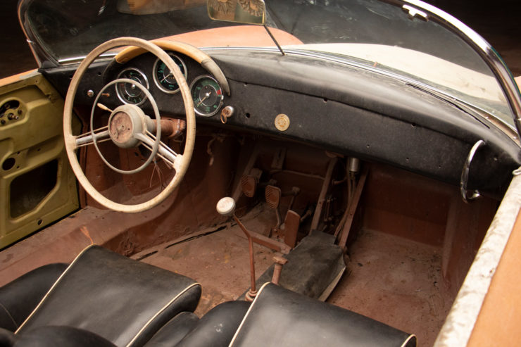 Porsche Speedster Interior 2