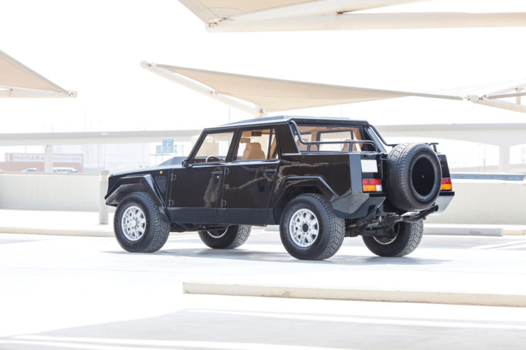 Lamborghini LM002 Rear