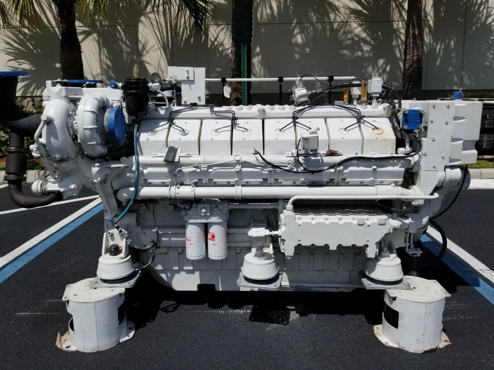 Twin-Turbo Deutz V16 Marine Diesel Engine