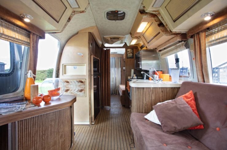 Airstream Excella 280 Motorhome Interior 3