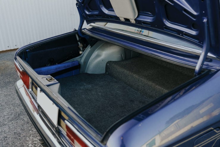 BMW Alpina B7 S Turbo Trunk