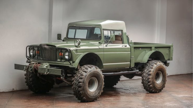 Custom-Kaiser-Jeep-M715-Pickup-Truck