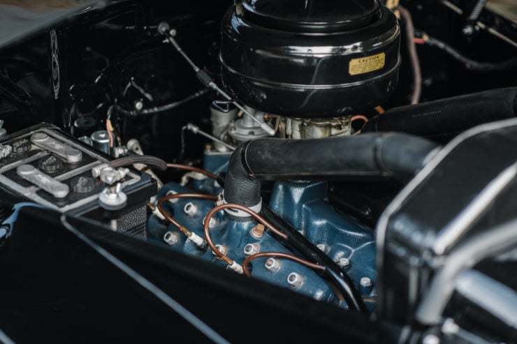 Ford Marmon-Herrington Super Deluxe 4x4 Engine