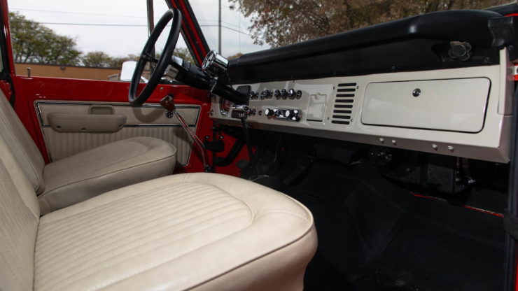 Holman Moody Ford Bronco Prototype - The Bronco Hunter Interior 2