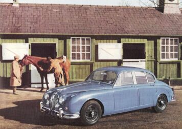 Jaguar Mark II Blue