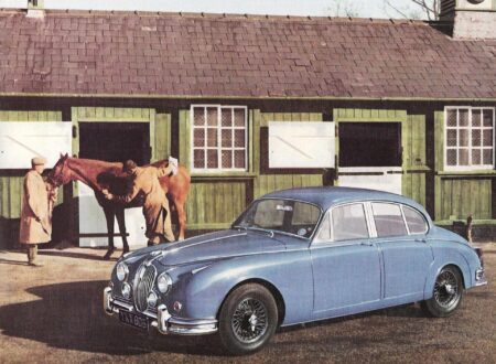Jaguar Mark II Blue