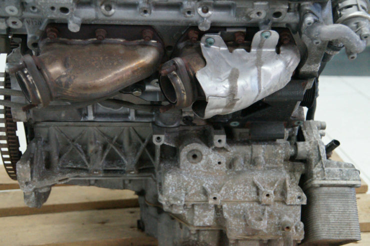 VW Touareg W12 Engine