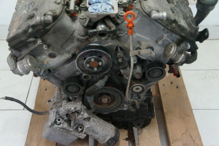 VW Touareg W12 Engine 8
