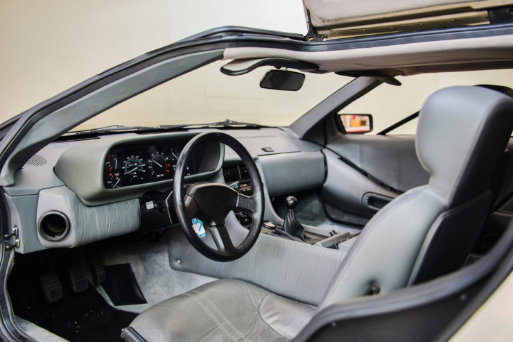 DeLorean DMC-12 Turbo Interior