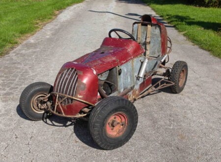 Harley-Davidson Powered TQ Midget Race Car 1