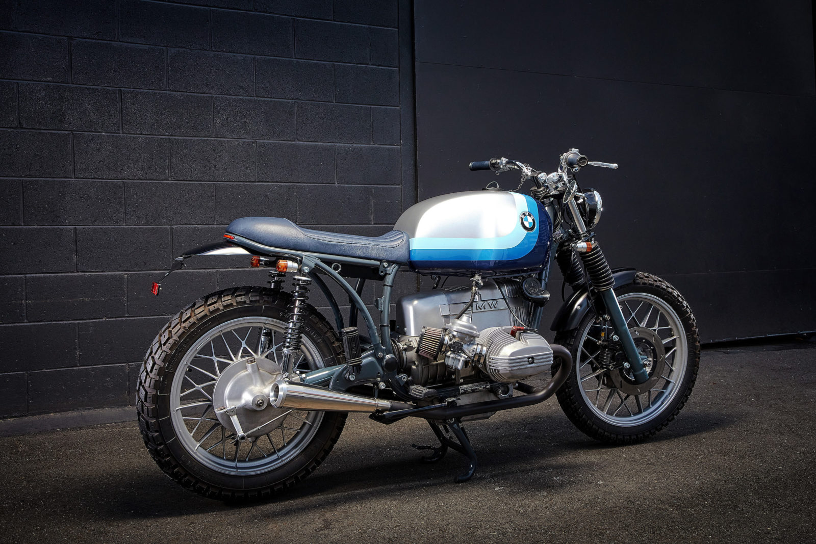 An Australian Custom BMW R100RT - The Ellaspede EB882