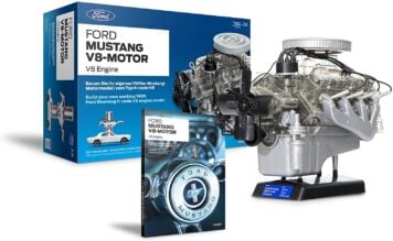 Ford 1965 Mustang V8 Engine Model Kit Box