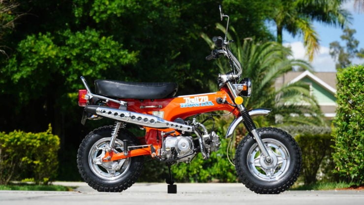 Honda CT70 Side