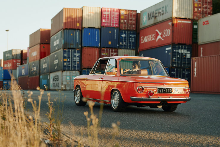 BMW 2002 16