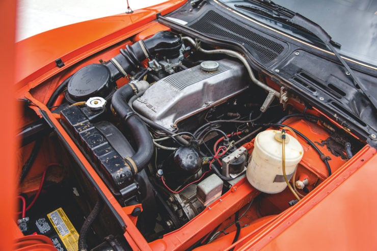 Opel GT Engine