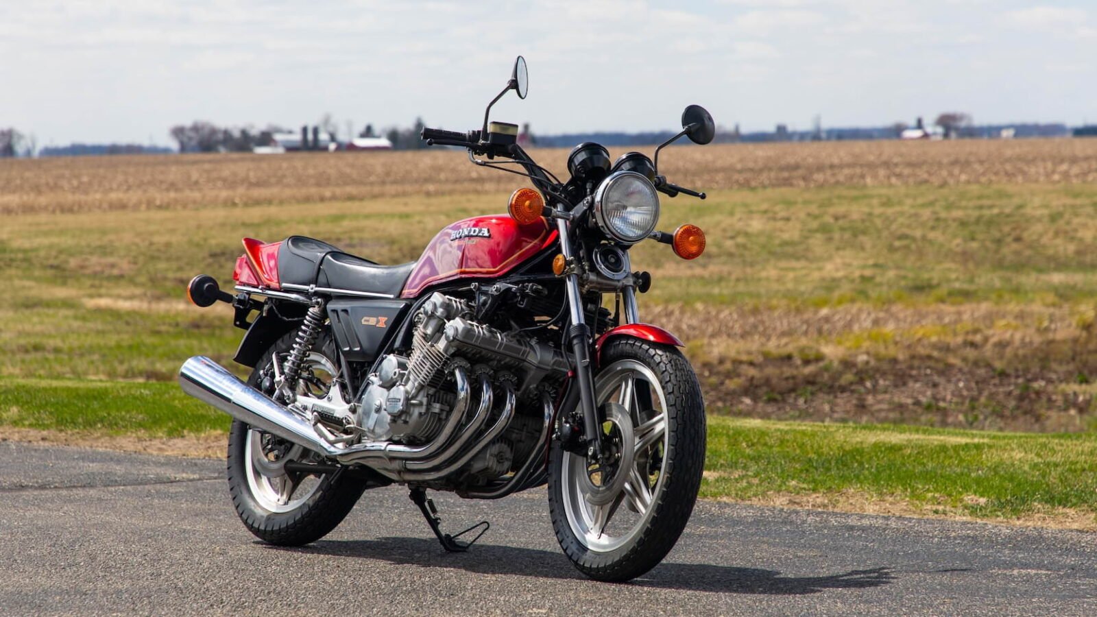 The Honda CBX - An Unusual Japanese Inline-6 Cylinder Motorcycle