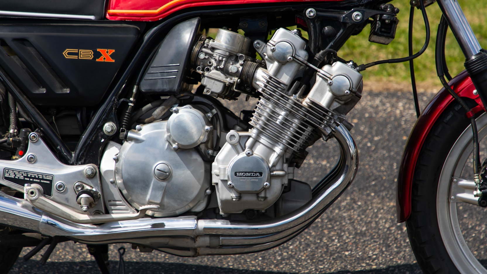 The Honda CBX - An Unusual Japanese Inline-6 Cylinder Motorcycle