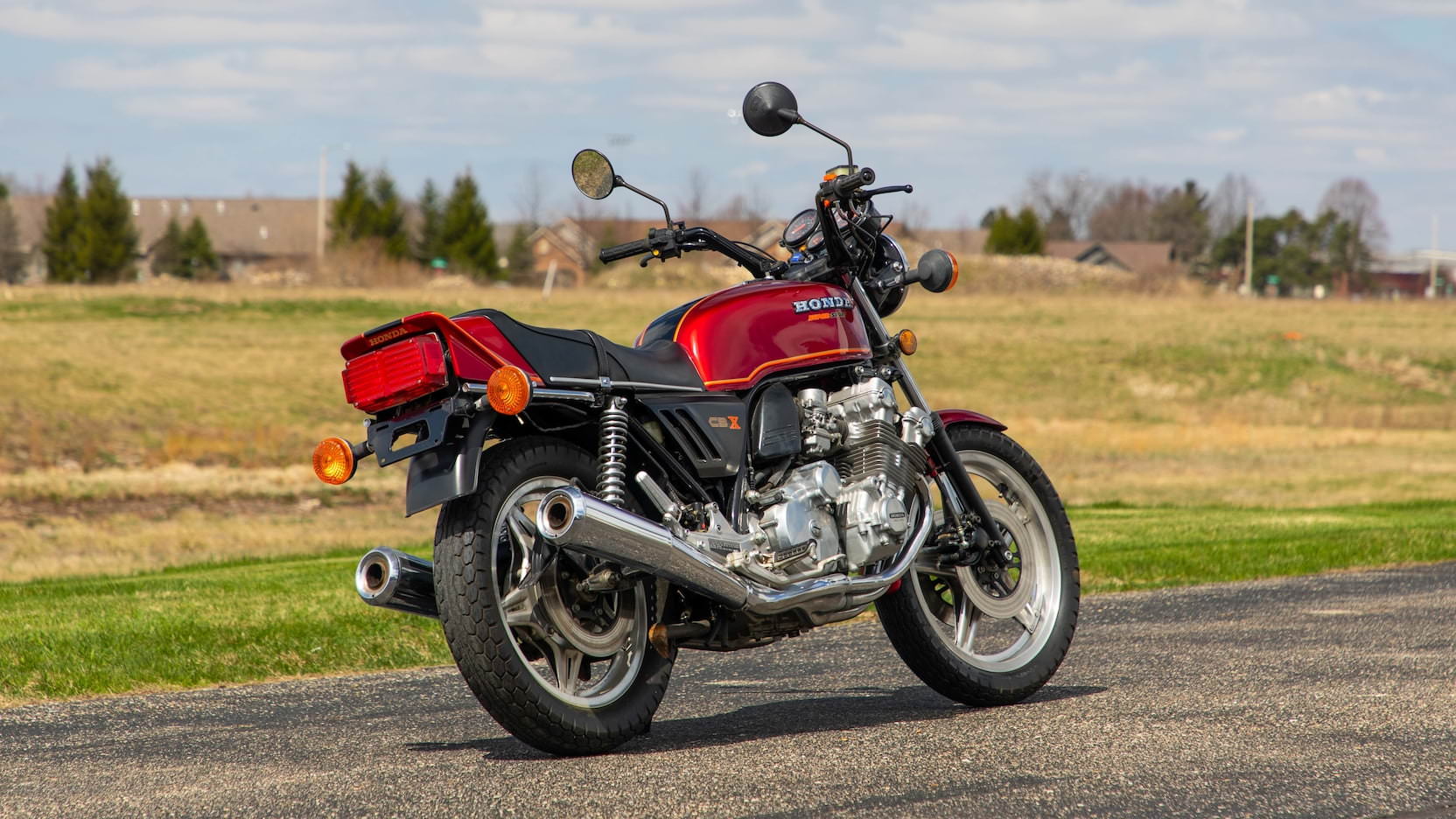 The Honda Cbx An Unusual Japanese Inline 6 Cylinder Motorcycle