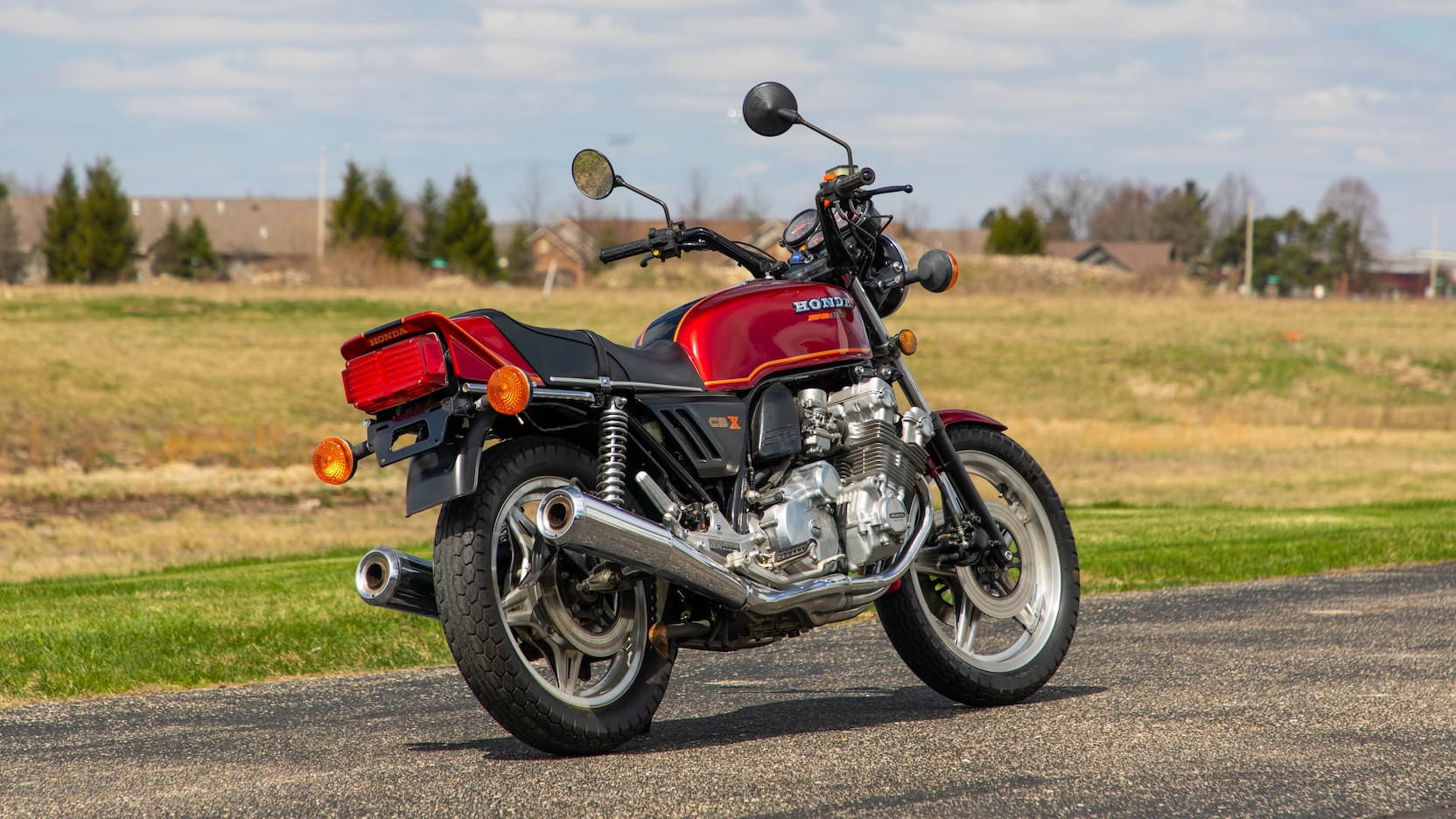 The Honda CBX - An Unusual Japanese Inline-6 Cylinder Motorcycle