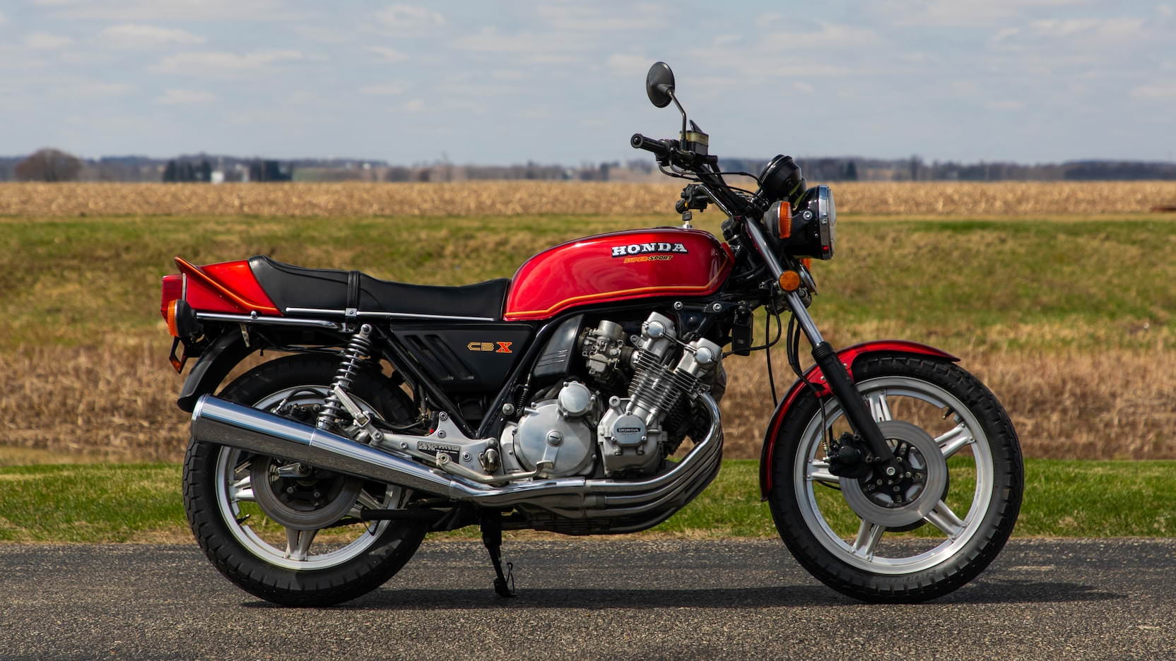 The Honda CBX - An Unusual Japanese Inline-6 Cylinder Motorcycle