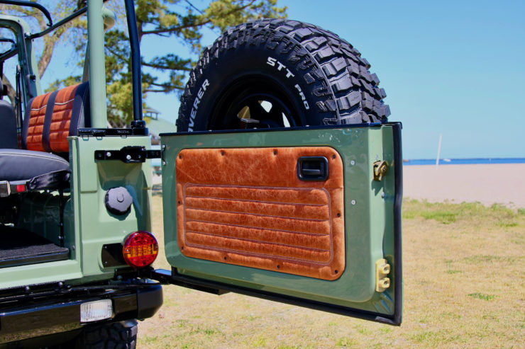 Mercedes-Benz G-Wagen Rear Door