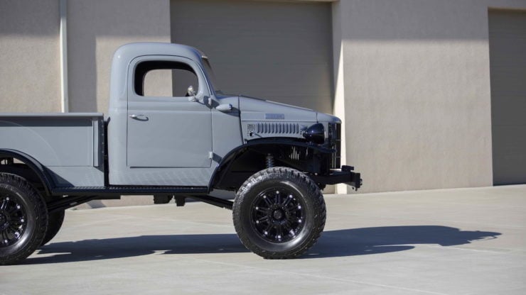 Military Dodge Power Wagon 8