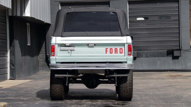 1969 Ford Bronco Back