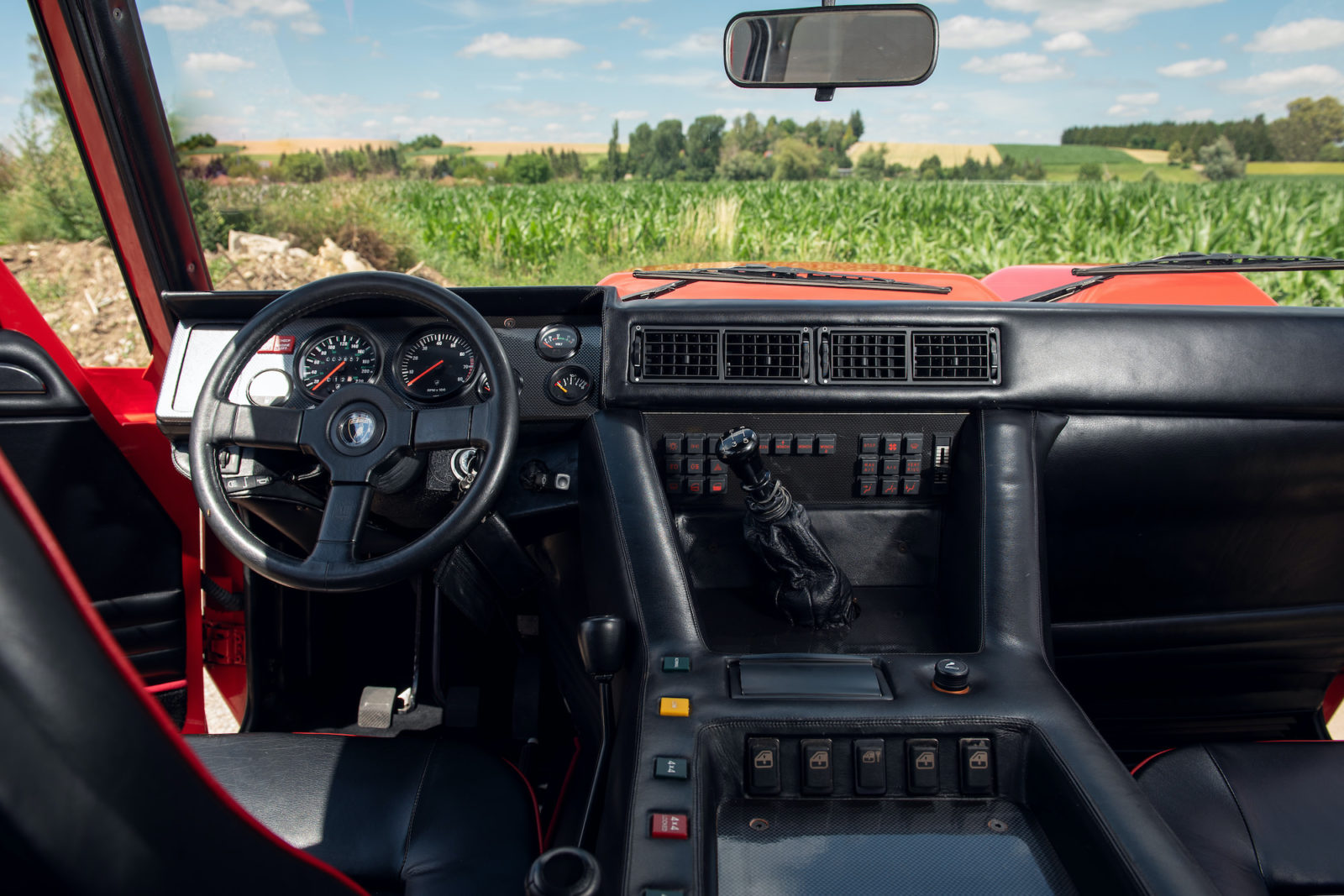 The Mighty Lamborghini Lm002 A Countach V12 Powered Luxury 4x4