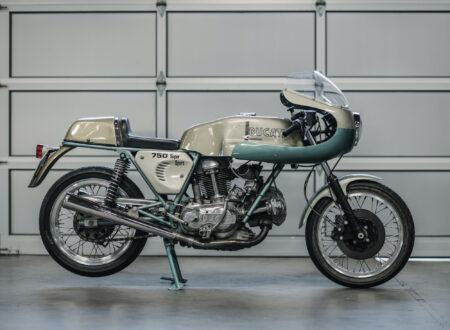 1974 Ducati 750 Super Sport Side
