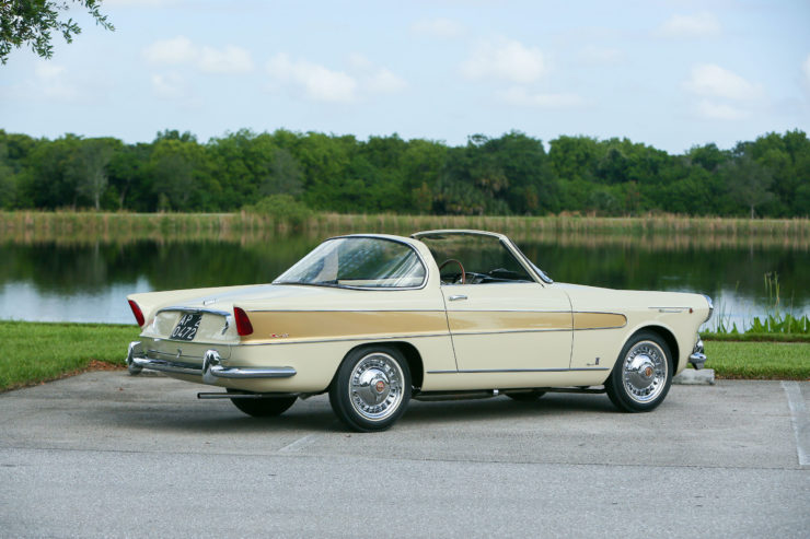 Fiat 1200 Wonderful Back