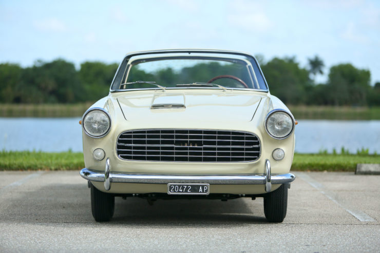 Fiat 1200 Wonderful Front