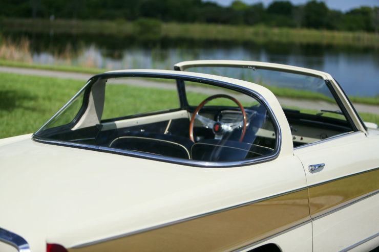 Fiat 1200 Wonderful Roof 2