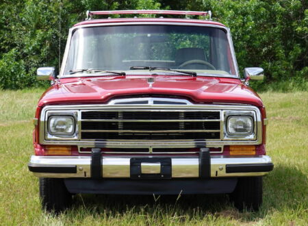 Jeep Wagoneer Hellwagon