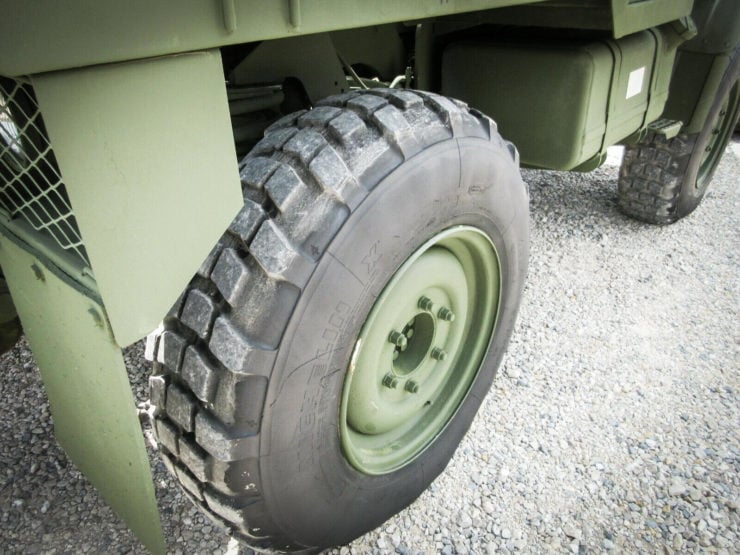 Mercedes-Benz Unimog 419 15