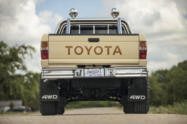 Toyota 4×4 Pickup HiLux Tail Gate