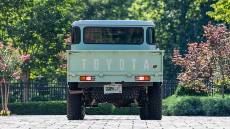 Toyota FJ45 Land Cruiser Pickup Back 2