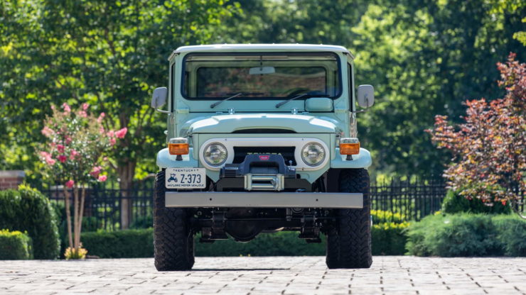 Toyota FJ45 Land Cruiser Pickup Grille