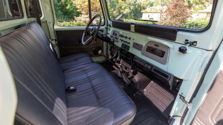 Toyota FJ45 Land Cruiser Pickup Seats