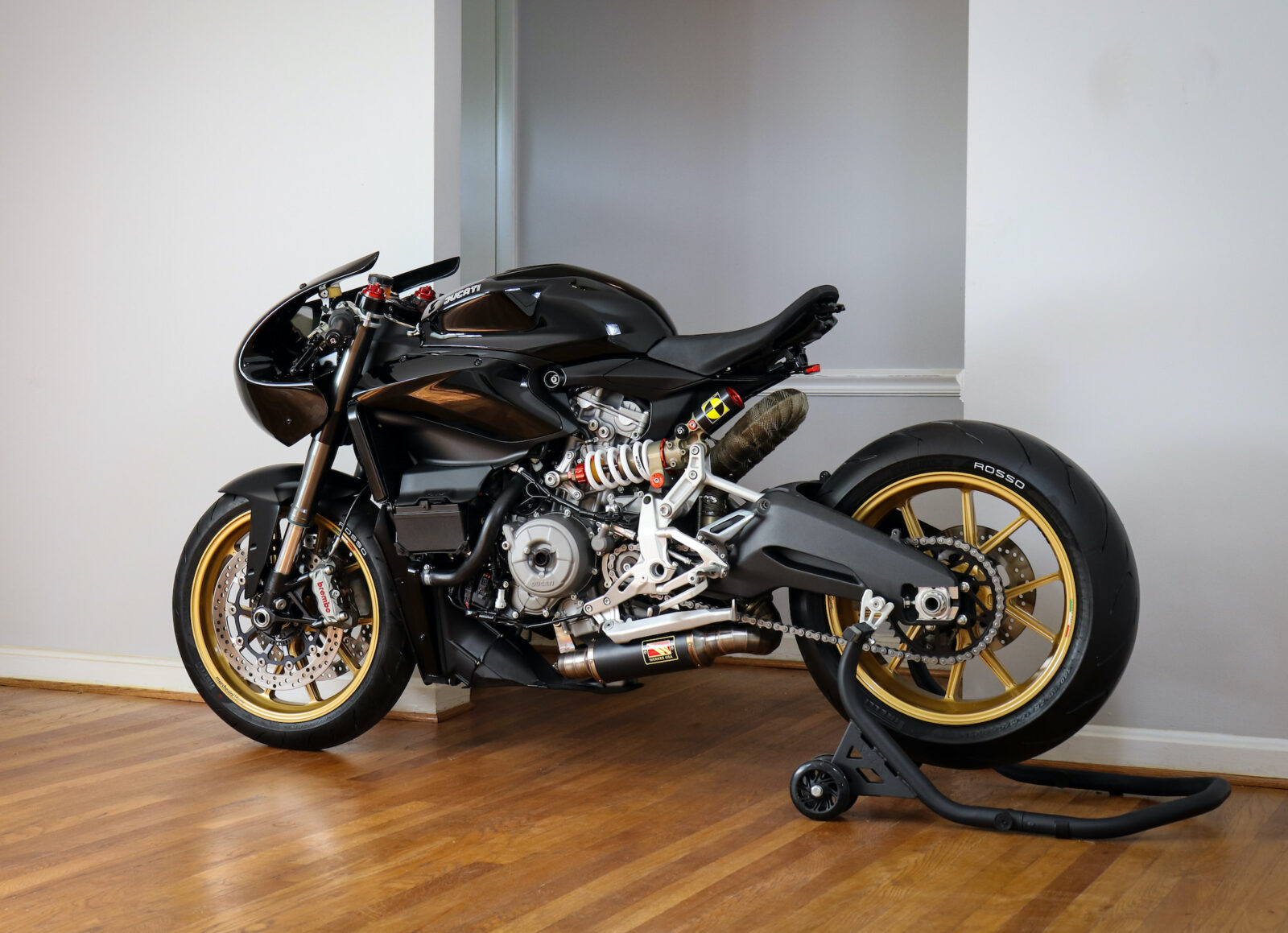 thumbnail interactive-video image 1 of Ducati Panigale Steering Stabilizer - CNC Aluminum Damper For V4 959 1199 1299 Motorcycles 1 of 2